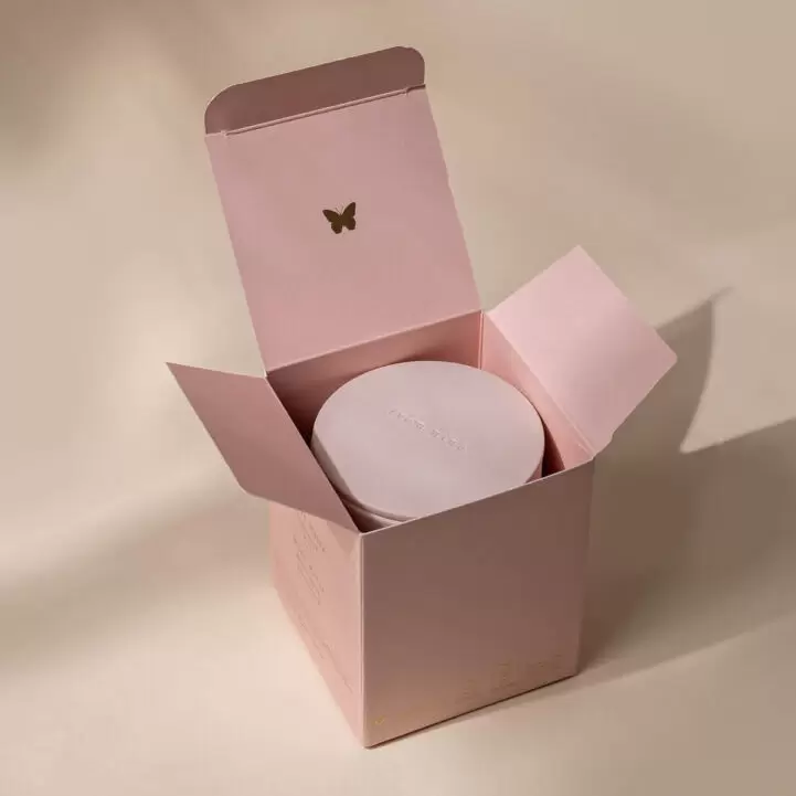 Cajas con extremo plegable