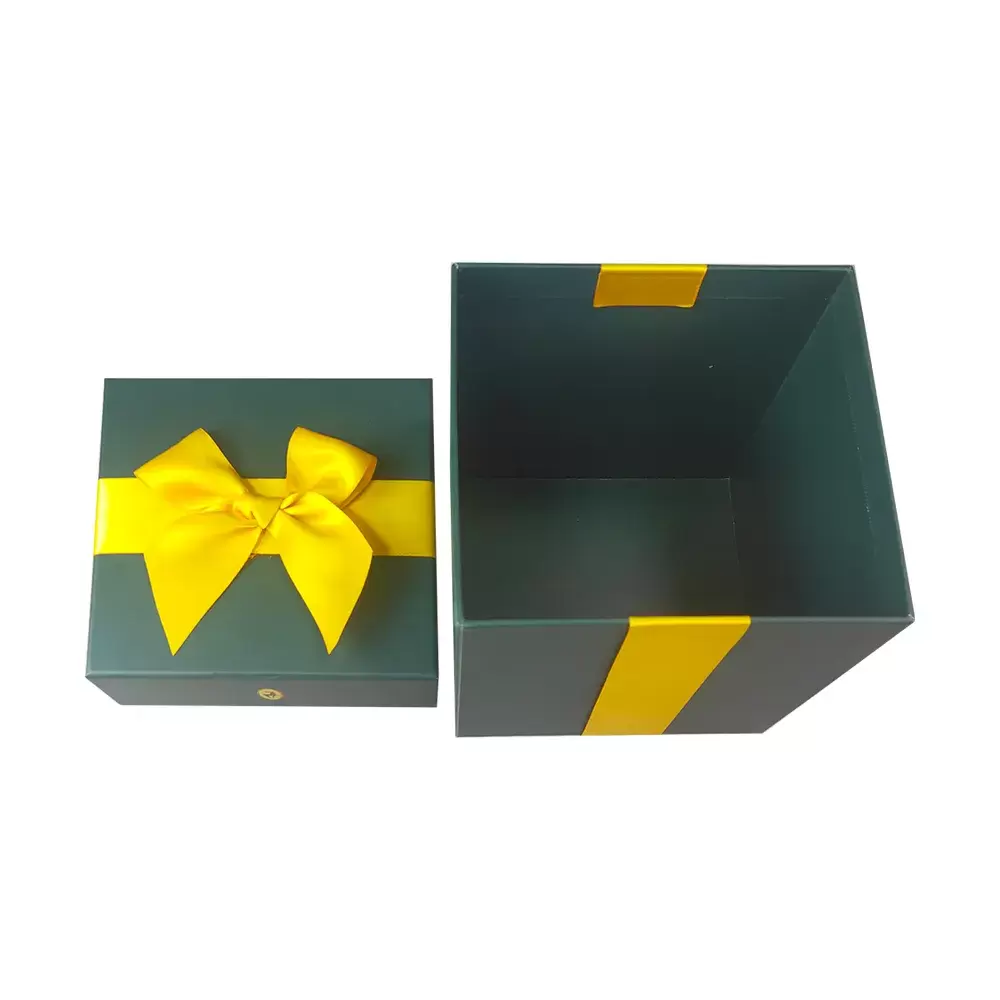  Caja de regalo con tapa y base 