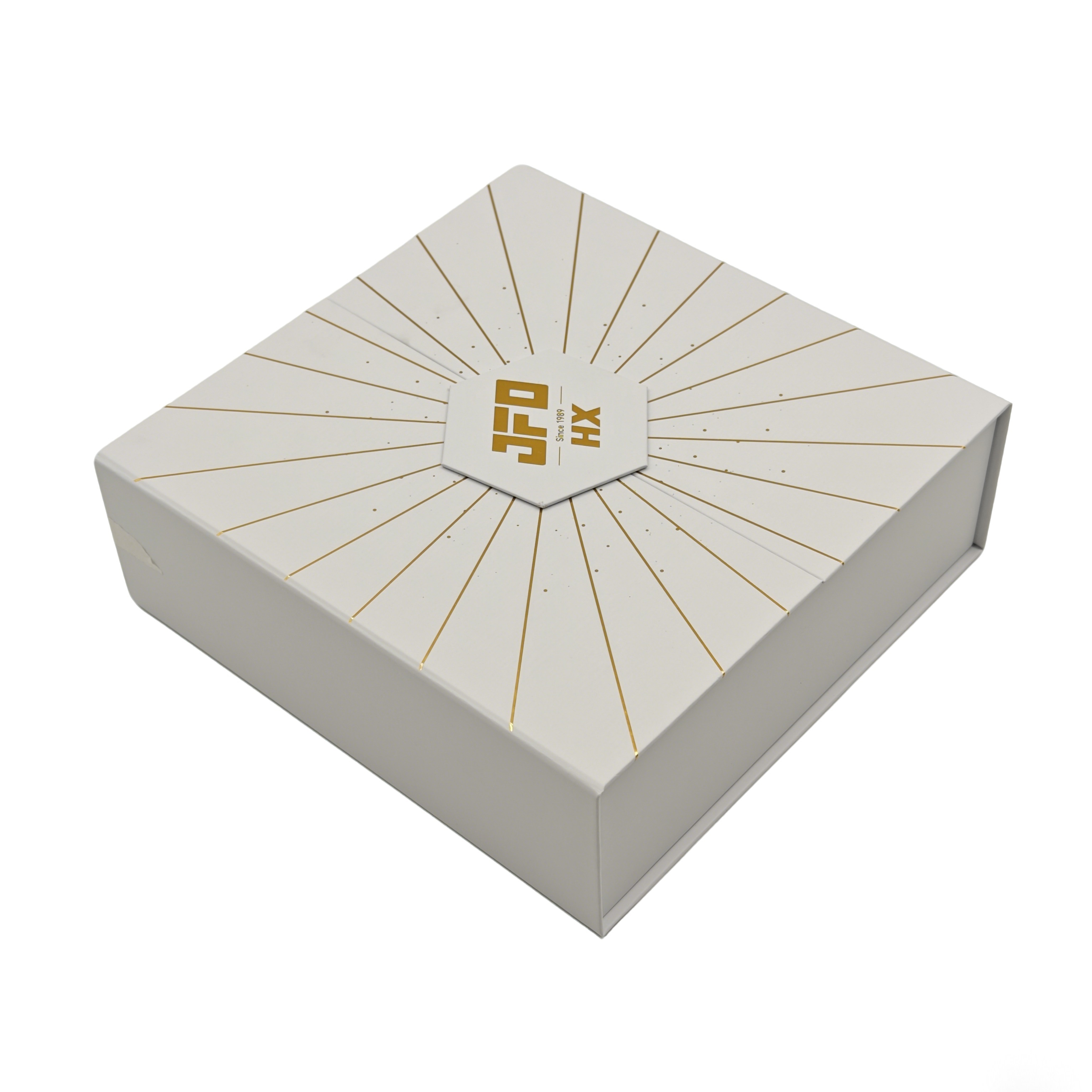 Caja de regalo con cierre magnético 